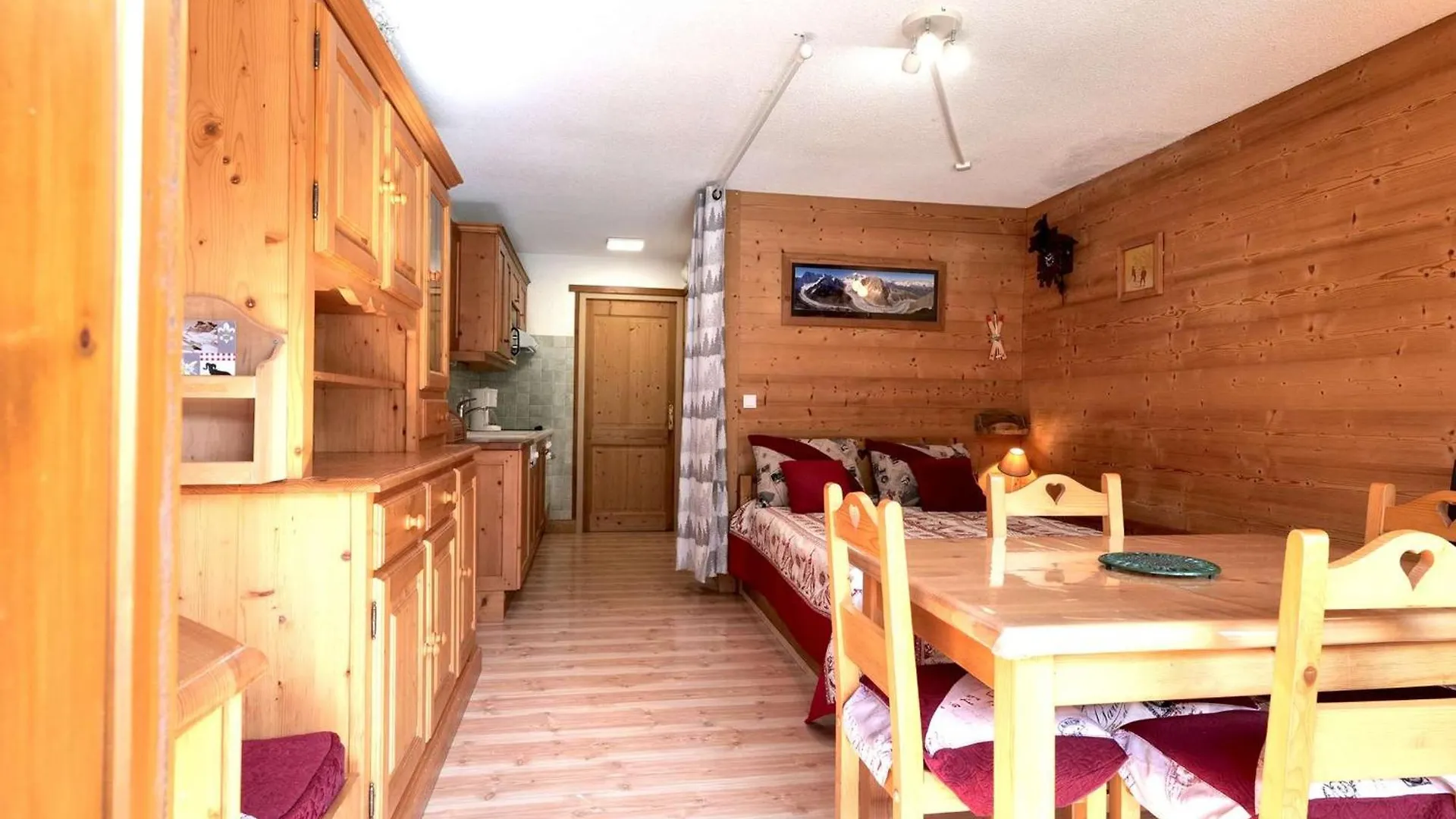 Charmant Studio Montagne Renove, 4 Pers, Balcon Sud, Proche Centre - Fr-1-458-106 Le Grand-Bornand 0*,  Fransa